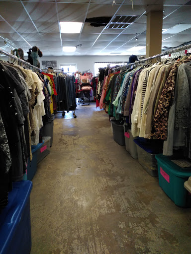 Thrift Store «Treasure City Thrift», reviews and photos, 2142 E 7th St, Austin, TX 78702, USA