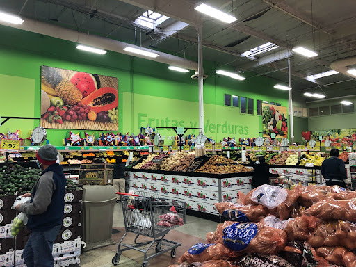 Grocery Store «El Super», reviews and photos, 315 San Fernando Mission Blvd, San Fernando, CA 91340, USA