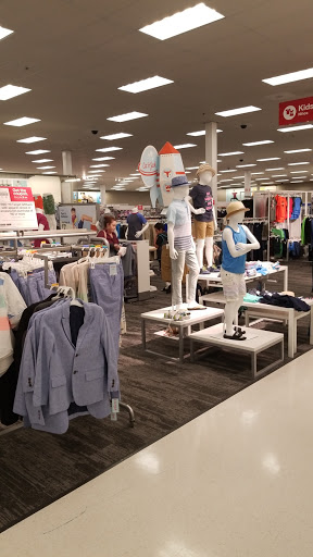 Department Store «Target», reviews and photos, 200 W Orangethorpe Ave, Fullerton, CA 92832, USA