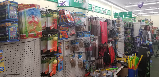 Dollar Store «Dollar Tree», reviews and photos, 1604 N Locust Ave c, Lawrenceburg, TN 38464, USA