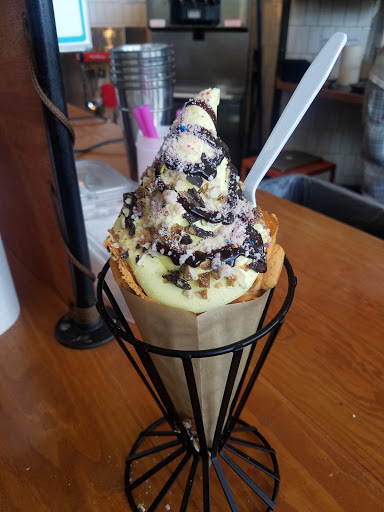 Ice Cream Shop «Cow Tipping Creamery», reviews and photos, 4715 S Lamar Blvd, Austin, TX 78745, USA