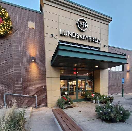 Grocery Store «Lunds & Byerlys Downtown Minneapolis», reviews and photos, 1201 Hennepin Ave, Minneapolis, MN 55403, USA