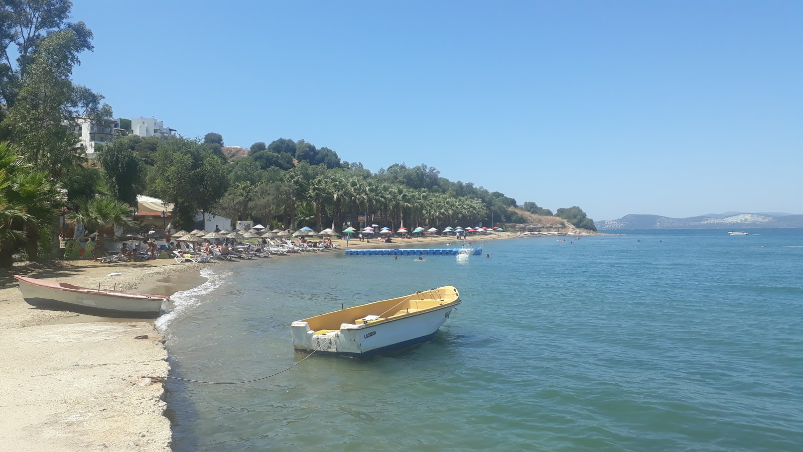 Foto de Yelken Beach con muy limpio nivel de limpieza