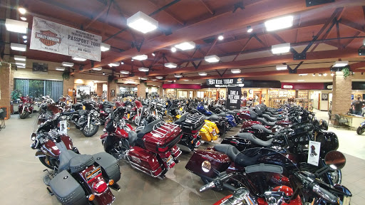 Harley-Davidson Dealer «LaCrosse Area Harley-Davidson», reviews and photos, 1116 Oak Forest Dr, Onalaska, WI 54650, USA
