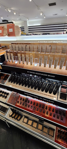 Cosmetics Store «SEPHORA», reviews and photos, 100 Cambridgeside Pl, Cambridge, MA 02141, USA