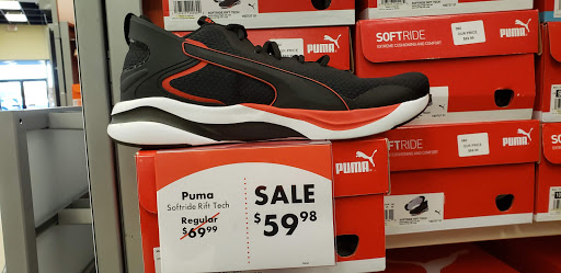 Shoe Store «Shoe Carnival», reviews and photos, 2105 N Prospect Ave, Champaign, IL 61822, USA