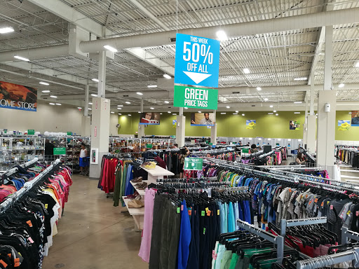 Thrift Store «Goodwill Store & Donation Center», reviews and photos, 12121 W Feerick St, Wauwatosa, WI 53222, USA