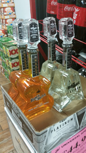 Liquor Store «Universal Fine Wine & Spirits», reviews and photos, 1542 US-19, Holiday, FL 34691, USA