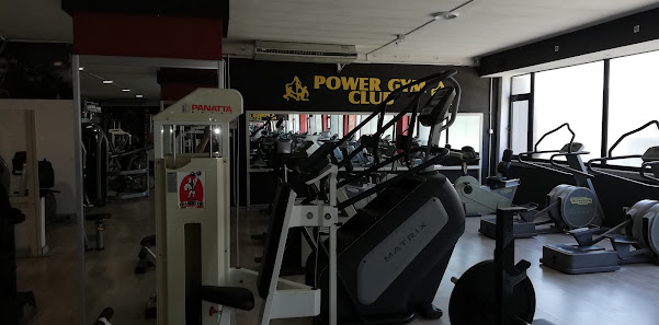 Power Gym Club Viale Rosamary, 81030 Castel Volturno CE, Italia