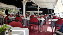 Atmosphère du Bateau Restaurant Le Libellule Annecy - n°17