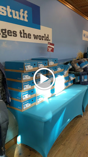 Sportswear Store «Columbia Sportswear Outlet Store at Tanger Outlets», reviews and photos, 4000 Arrowhead Blvd #710, Mebane, NC 27302, USA