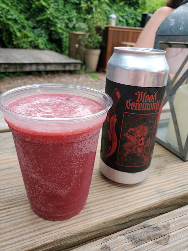 Beer Garden «Fermental Beer & Wine», reviews and photos, 7250 Market St, Wilmington, NC 28411, USA