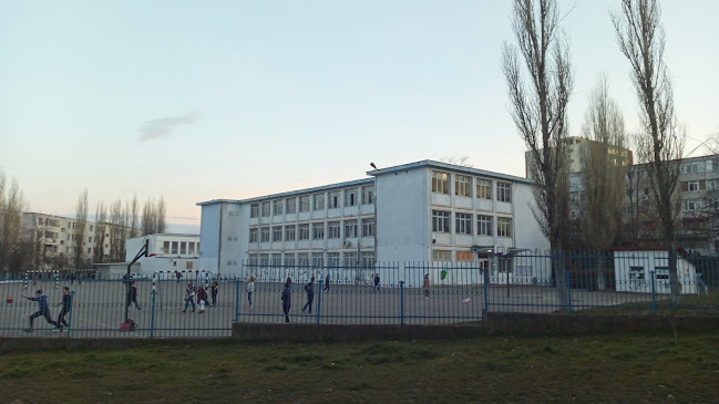 Comentarii opinii despre Școala Gimnazială Nr. 7 Remus Opreanu