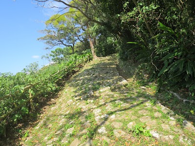 ヒジ川坂（ヒジガービラ)