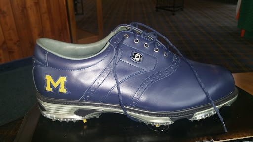 Golf Club «Flint Elks Lodge No. 222 Golf & Country Club», reviews and photos, 7177 E Maple Ave, Grand Blanc, MI 48439, USA