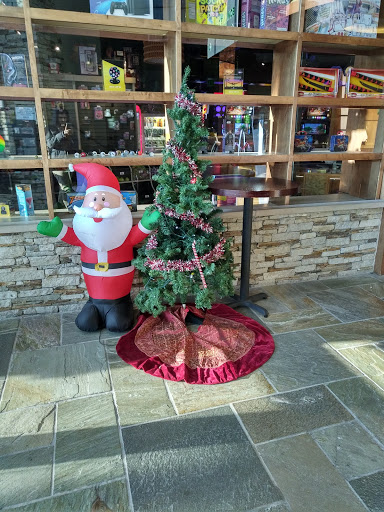 Sports Bar «Uptown Alley», reviews and photos, 6101 Brad McNeer Pkwy, Midlothian, VA 23112, USA