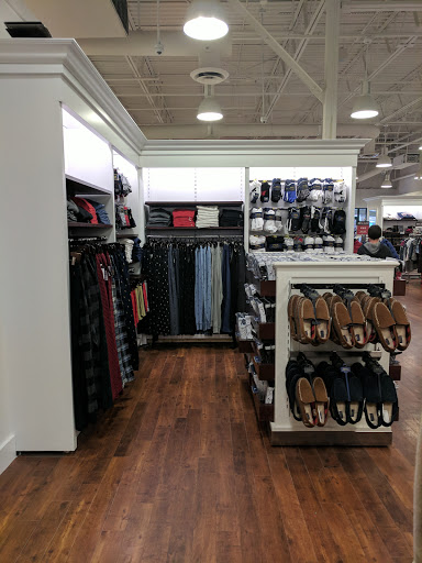 Outlet Store «Polo Ralph Lauren Factory Store», reviews and photos, 20 Killingsworth Turnpike #420, Clinton, CT 06413, USA