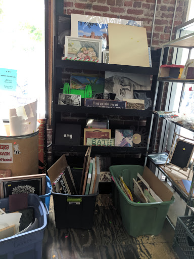 Thrift Store «Community Thrift», reviews and photos, 623 Valencia St, San Francisco, CA 94110, USA