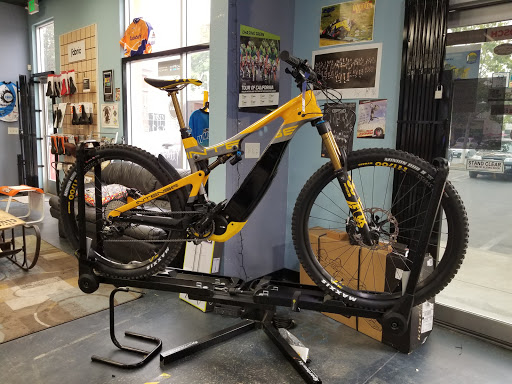 Bicycle Store «The Hub», reviews and photos, 953 Pleasant Grove Blvd #100, Roseville, CA 95678, USA