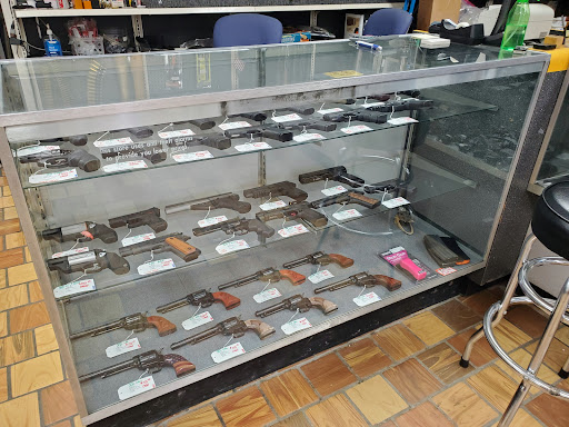 Pawn Shop «Metro Pawn & Loan», reviews and photos, 3011 W Broadway, Council Bluffs, IA 51501, USA