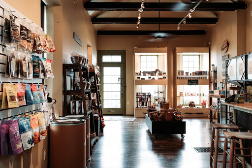 Pet Wants on The Avenue