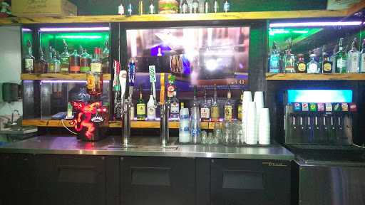 Jerrys Pizza & Pub image