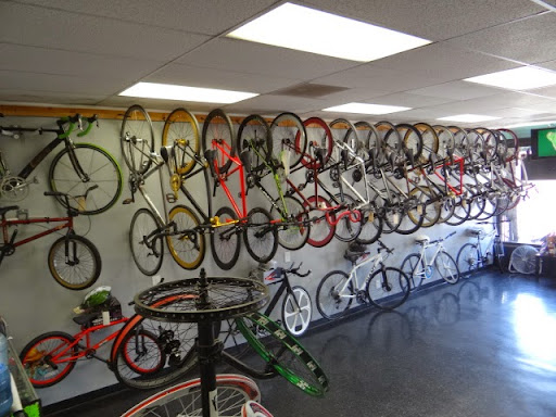 Used Bicycle Shop «Star Cycles Bike Shop», reviews and photos, 4465 Whittier Blvd, Los Angeles, CA 90022, USA