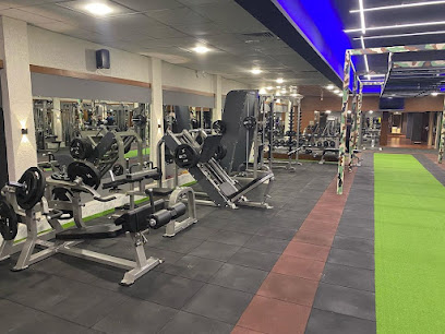 OneLife Fitness Hub Gym - SILVER SPRING COMPLEX, Anand Mahal Rd, nr. SHREE RAM PETROL PUMP, Adajan, Surat, Gujarat 395005, India