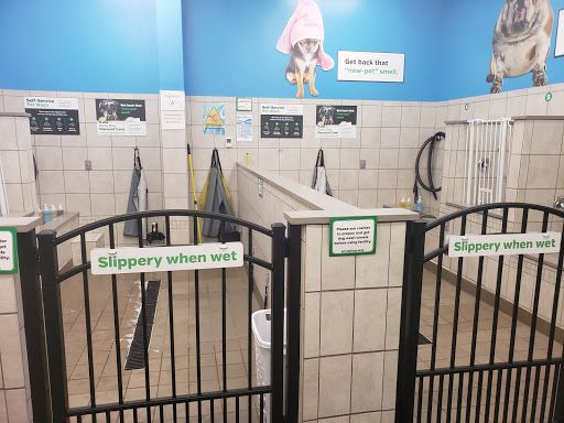 Pet Supply Store «Pet Supplies Plus», reviews and photos, 61 Irving Park Rd, Streamwood, IL 60107, USA