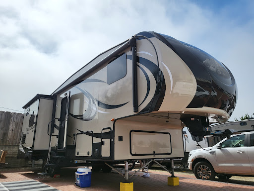 Car Wash Deluxe-Deluxe RV Services en Atascadero