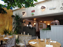 Atmosphère du Chez Rémi - Restaurant à Ars-en-Ré - n°3