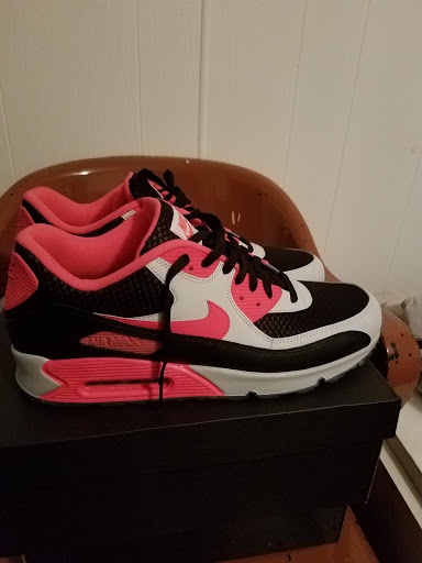 Sporting Goods Store «Nike Factory Store», reviews and photos, 1000 PA-611 #120, Tannersville, PA 18372, USA