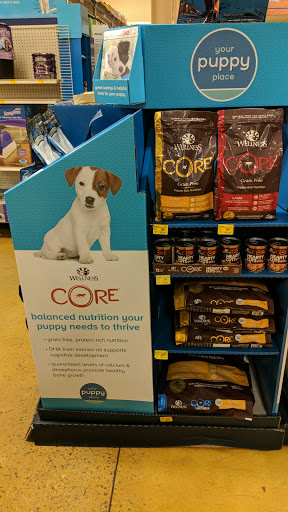 Pet Supply Store «PetSmart», reviews and photos, 1600 N Jackson St #310, Tullahoma, TN 37388, USA