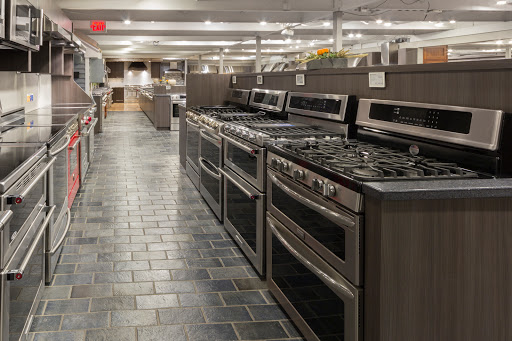 Appliance Store «Yale Appliance + Lighting», reviews and photos, 296 Freeport St, Dorchester, MA 02122, USA