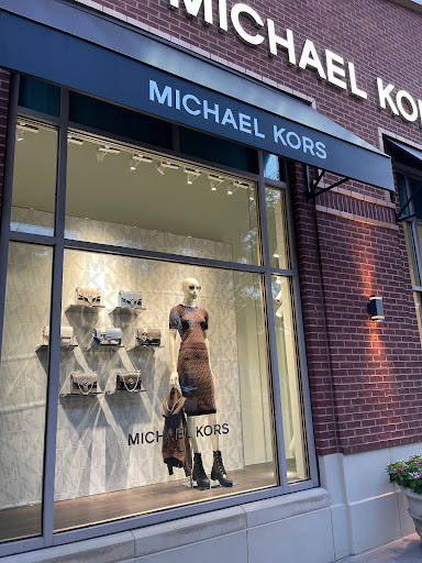 Fashion Accessories Store «Michael Kors», reviews and photos, 252 Grand Ave, Southlake, TX 76092, USA