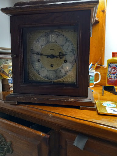 Pawn Shop «The Money Box Pawn Outlet», reviews and photos, 2846 E Court St, Flint, MI 48506, USA