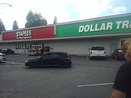 Staples, 4920 Evergreen Way, Everett, WA 98203, USA, 