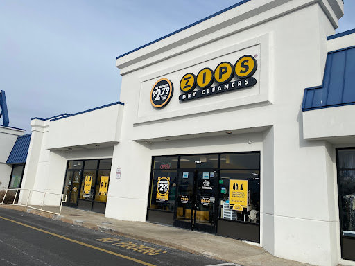 Dry Cleaner «ZIPS Dry Cleaners», reviews and photos, 1342 Bristol Pike Bristol Pike, Andalusia, PA 19020, USA