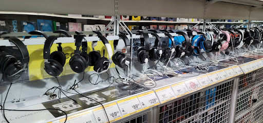 Computer Store «Micro Center», reviews and photos, 11755 Mosteller Rd, Sharonville, OH 45241, USA