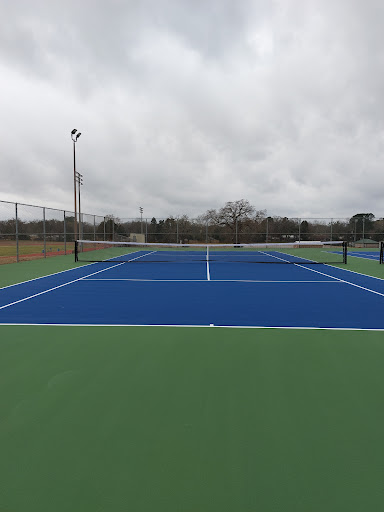 Dobbs Tennis Courts Inc