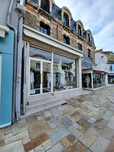 Magasin de vêtements pour femmes Marine Blue La Baule-Escoublac