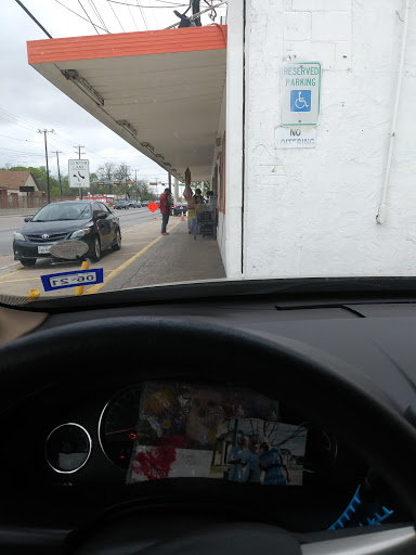 Dry Cleaner «Judit Cleaners», reviews and photos, 514 Bernice St, Dallas, TX 75211, USA