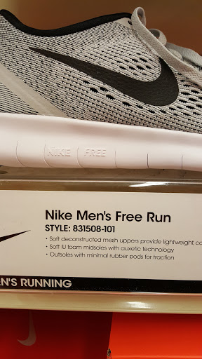 Sporting Goods Store «Academy Sports + Outdoors», reviews and photos, 7205 Pinnacle Pkwy, Covington, LA 70433, USA