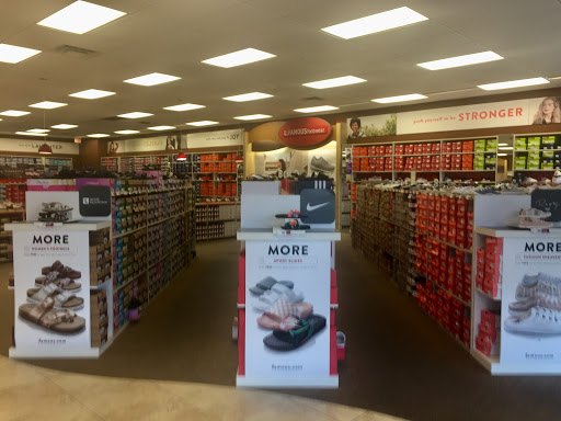 Shoe Store «Famous Footwear», reviews and photos, 50 Shining Willow Way, La Plata, MD 20646, USA