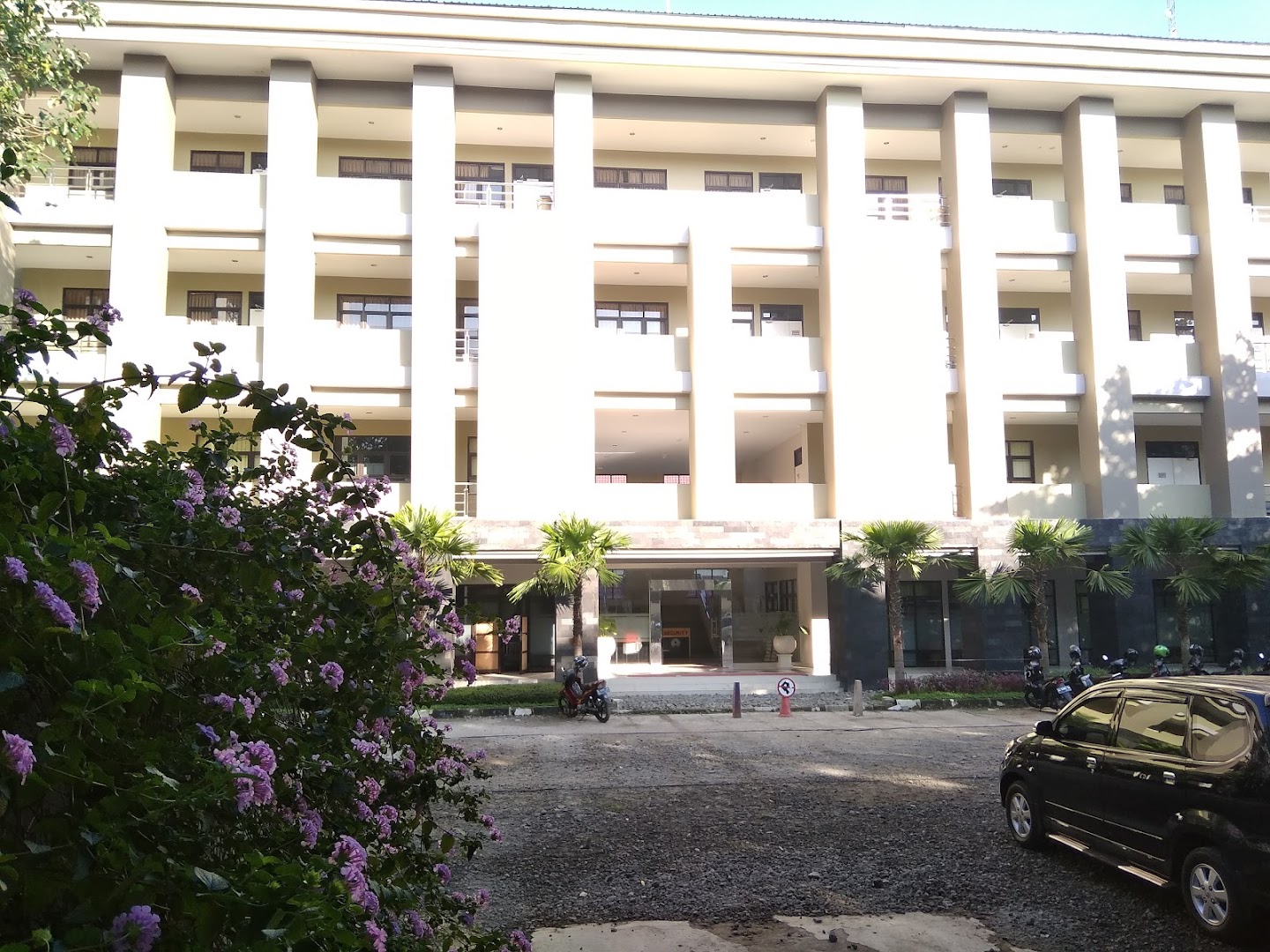 Gedung 01 Fakultas Teknik Untidar Photo