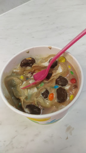 Ice Cream Shop «Mrs. Fields TCBY», reviews and photos, 428 Pinnacle Pkwy, Bristol, TN 37620, USA