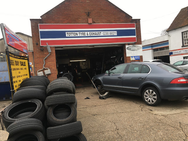 138/142 Commercial Rd, Totton, Southampton SO40 3AA, United Kingdom