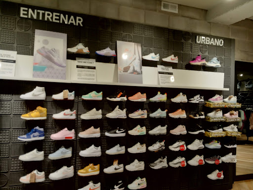 Tiendas para comprar zapatos castellanos Quito