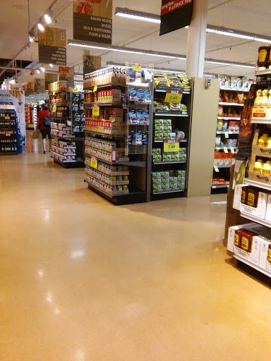 Grocery Store «Strack & Van Til Food Market», reviews and photos, 9632 Cline Ave, Highland, IN 46322, USA