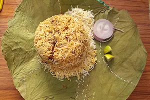 Dosti Biryani image